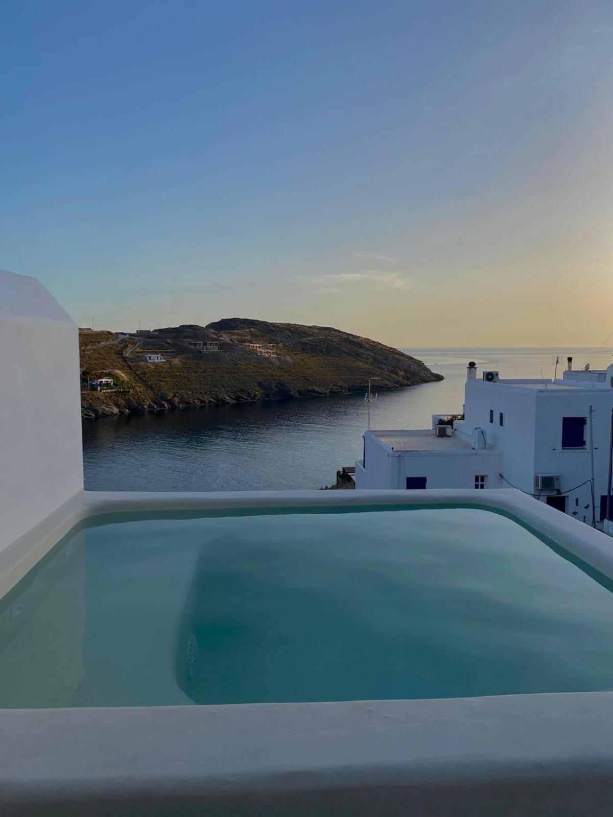 Vista Mare Suites Kíthnos Esterno foto