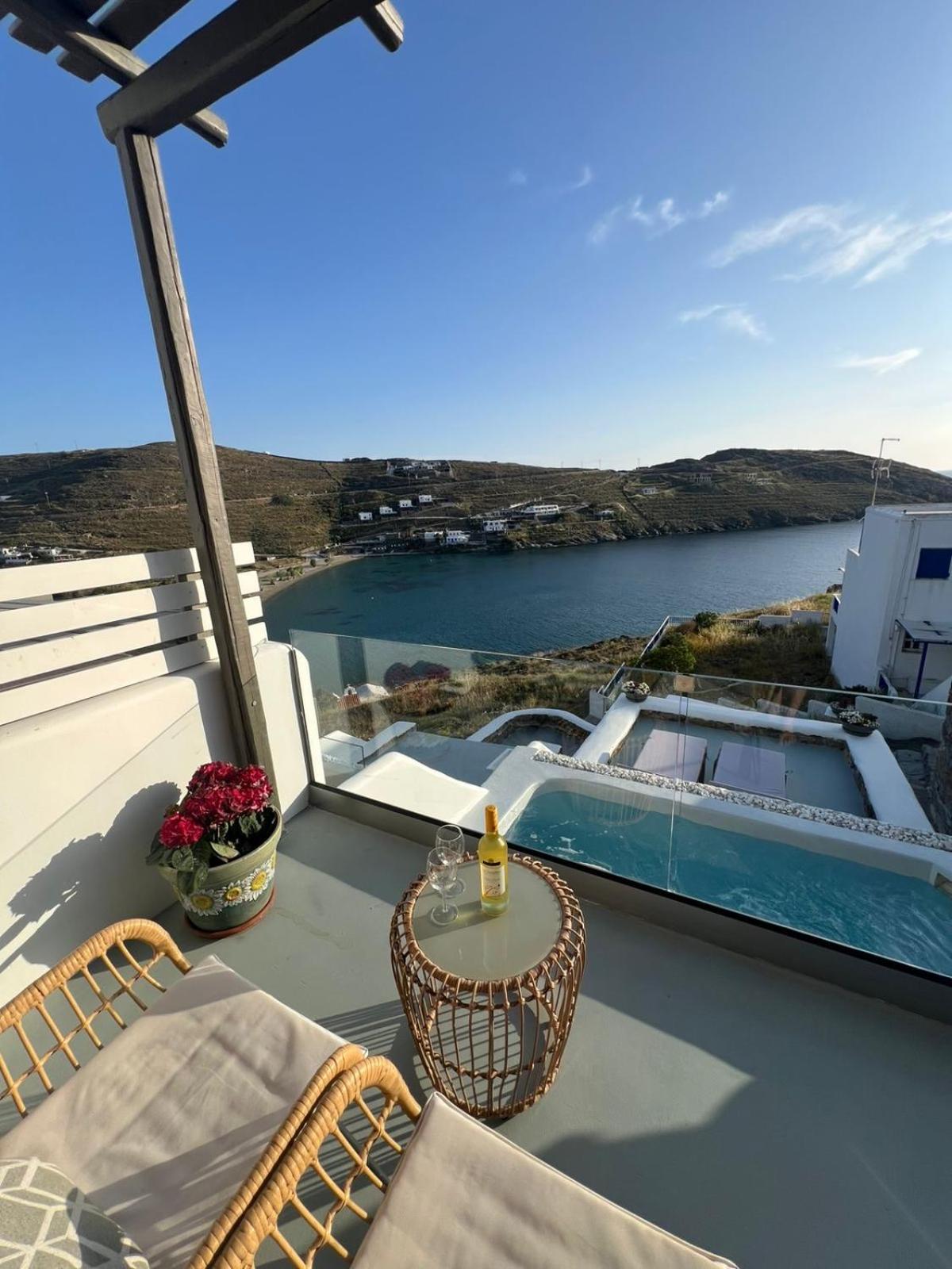Vista Mare Suites Kíthnos Esterno foto